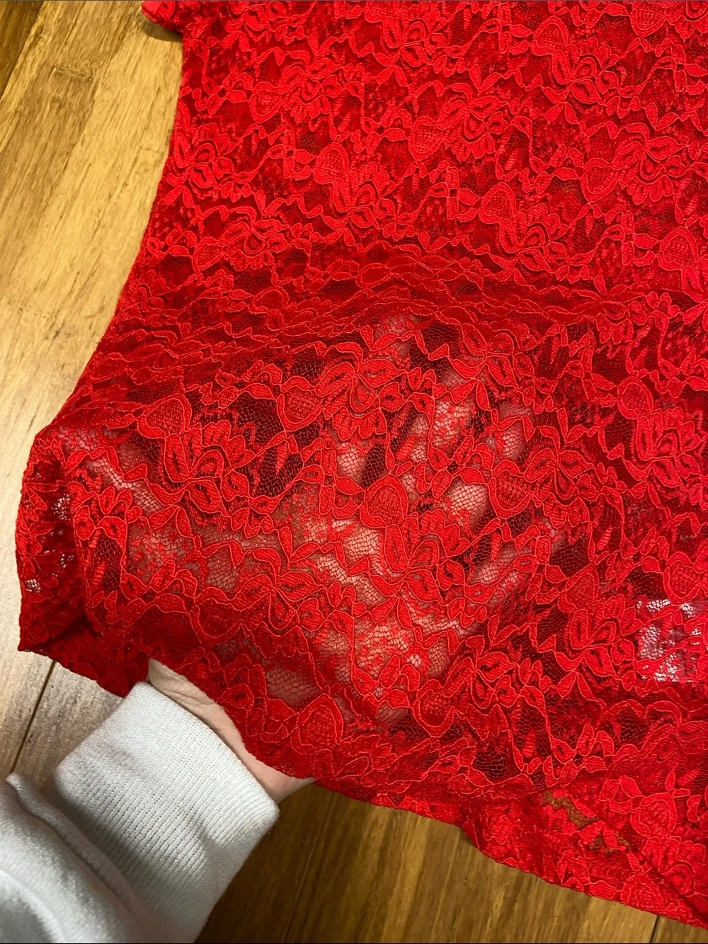 Edikted Red Floral Lace Stretchy Sheer Shirt size Medium